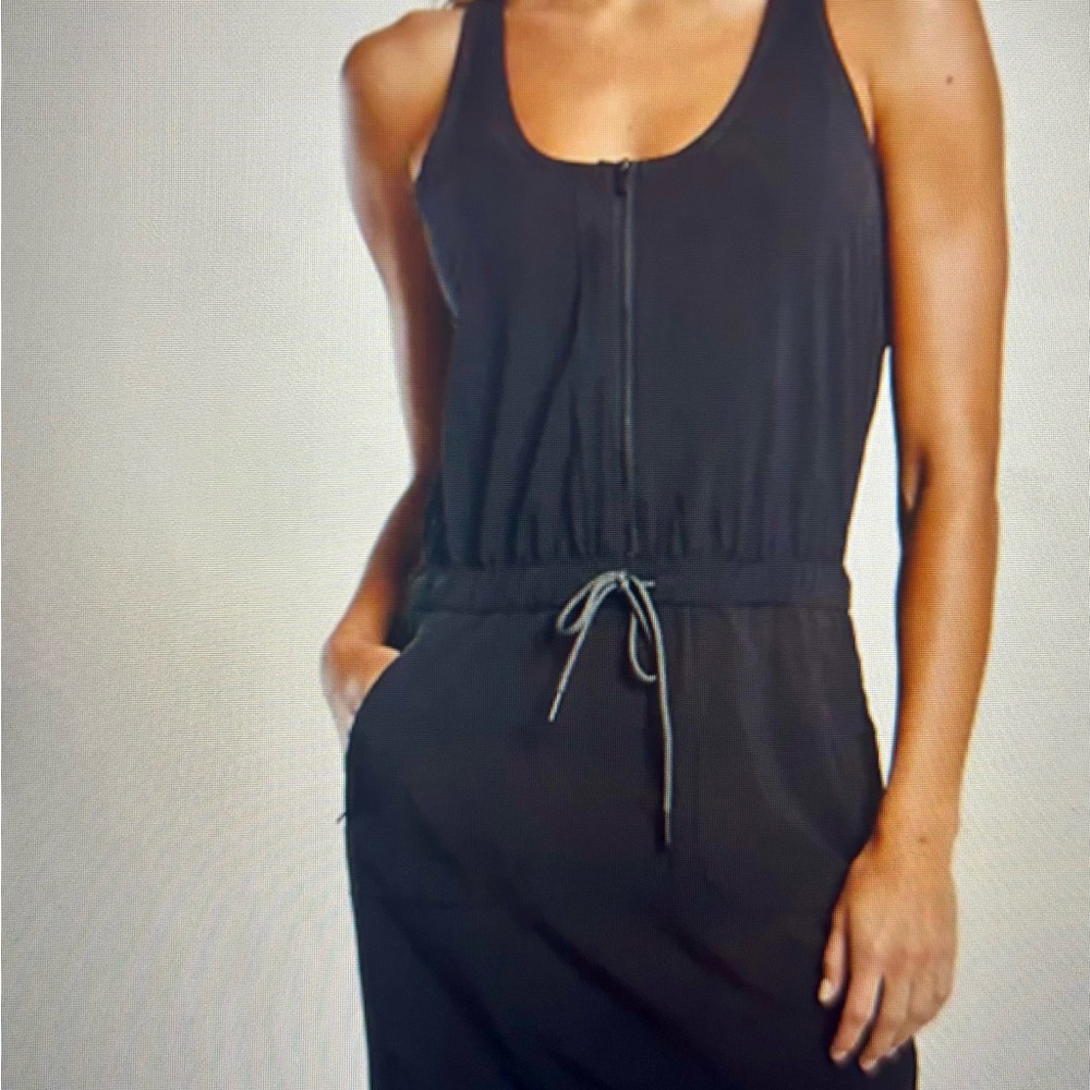 Athleta Expedition Dress with Shorts -Black - 12